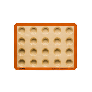 Nonstick silicone mold for baking mini muffins