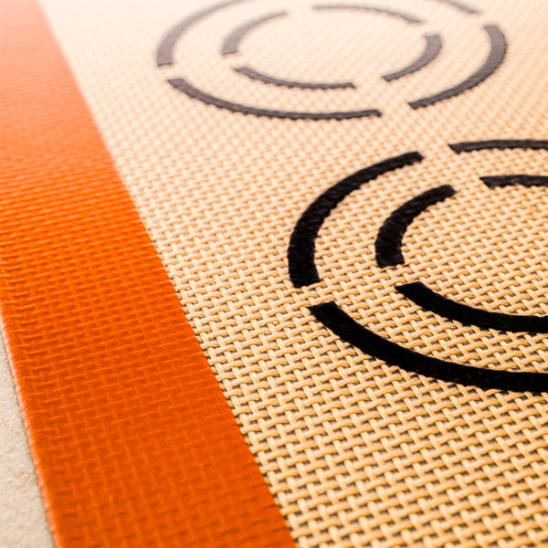 6 Large Perfect Cookie Mat Close Up